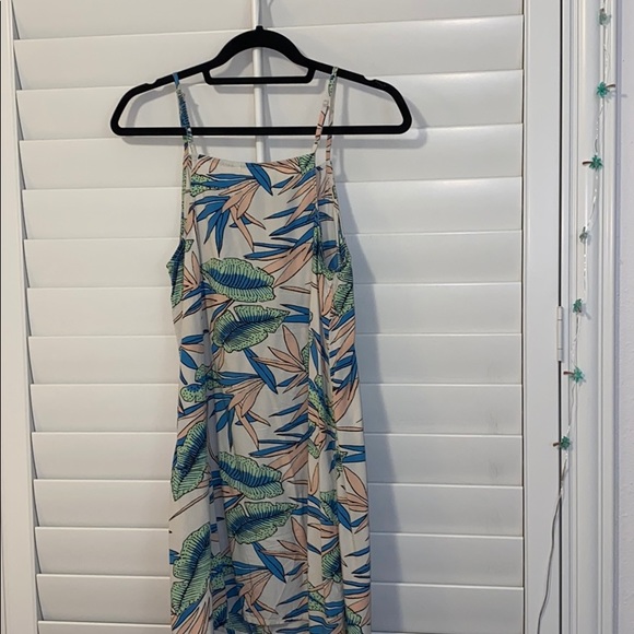 Vans Dress - Picture 2 of 4